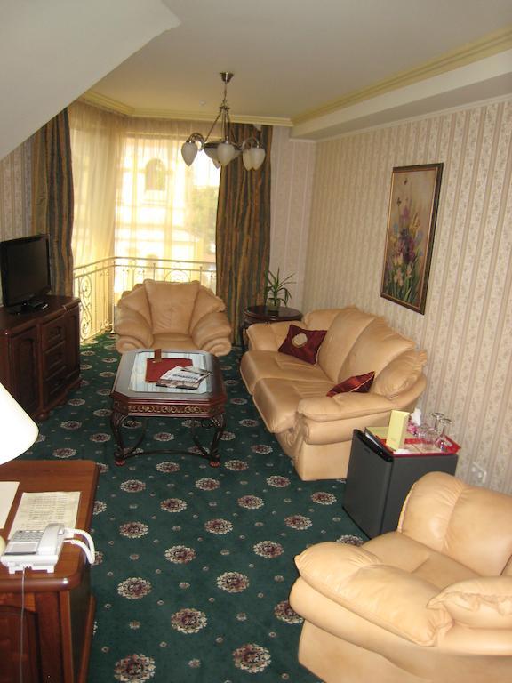 Atrium Hotel Івано-Франківськ Номер фото